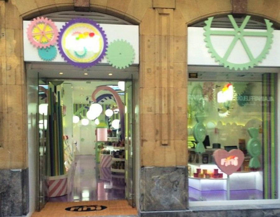 La nueva tienda de Fini Golosinas en Bilbao tiene 120 metros cuadrados de superficie.