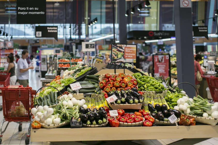 Los alimentos frescos tienen un peso superior al 25% en las ventas de estos hipermercados de nueva generación.