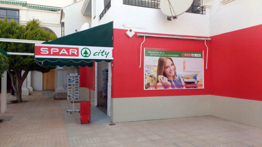 Spar Sureste representa la marca Spar en las provincias de Murcia, Alicante, Albacete, Almería y Granada, cuyo centro distribuidor es la cooperativa Grupo Upper.