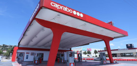 La primera de las estaciones de servicio ha empezado a funcionar el pasado mayo en la población de Comarruga.