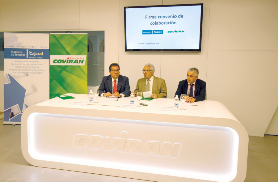 La presentación del curso puso de relieve el objetivo de las dos entidades, favorecer el conocimiento para que revierta en la sociedad.
