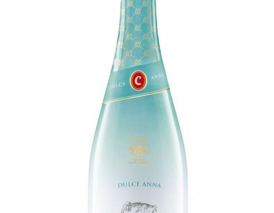 Este lanzamiento responde a la voluntad de la marca de llevar al cava a distintos momentos de consumo y a nuevos consumidores.