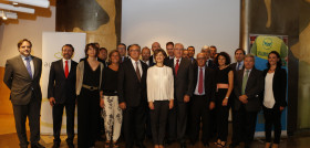 Las empresas Patrono de la Fundación Alimentum han realizado una donación  extraordinaria de 200.000 kilos de alimentos y bebidas a los 55 bancos de alimentos de España.
