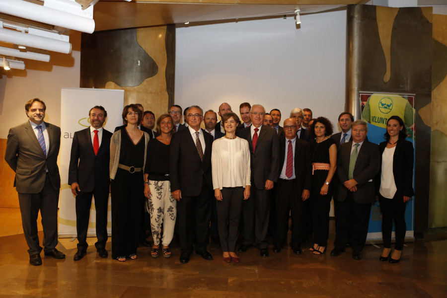 Las empresas Patrono de la Fundación Alimentum han realizado una donación  extraordinaria de 200.000 kilos de alimentos y bebidas a los 55 bancos de alimentos de España.