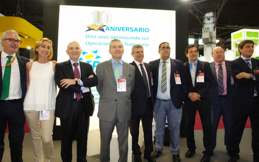 De izda a dcha, José Miguel García, Elena de Lucas, José Francisco Hernández, Gregorio Hernando, Juan Noval, Rubén Rodríguez, José Antonio Martínez, Rafael Fantova y José María Fernández.