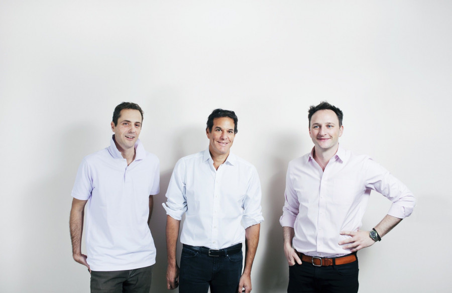 En la imagen, los tres co-fundadores, Brent Hoberman, Henry Lane Fox y Jim Meyerle.