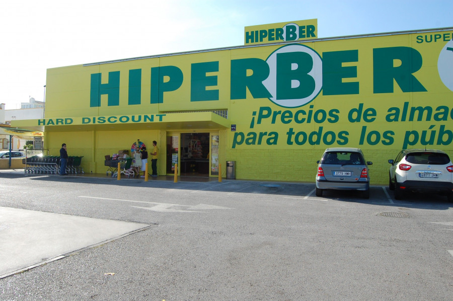 Este supermercado es uno de los de mayor tamaño que ha inaugurado en los últimos años la cadena, ya que cuenta con una superficie de 1.200 m2.