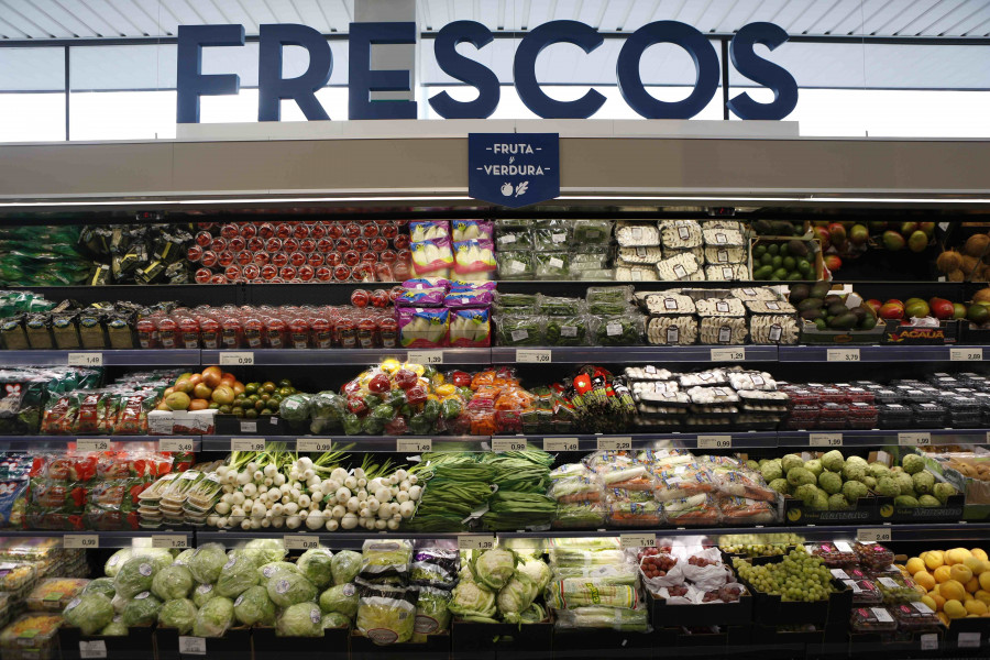 En este entorno, el único canal que cierra el trimestre en positivo es el discount, que crece un 4,8% en valor.