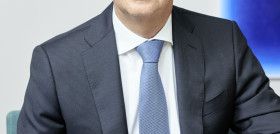 Hans Van Bylen, durante su carrera en la compañía durante los últimos 31 años, ha ocupado diferentes puestos directivos.