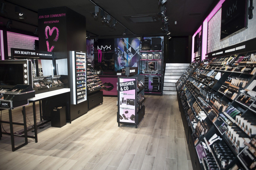 La nueva tienda cuenta con una superficie de 100 m2 y 1.600 referencias, así como con todas las novedades de la marca, además de lanzamientos en exclusiva.