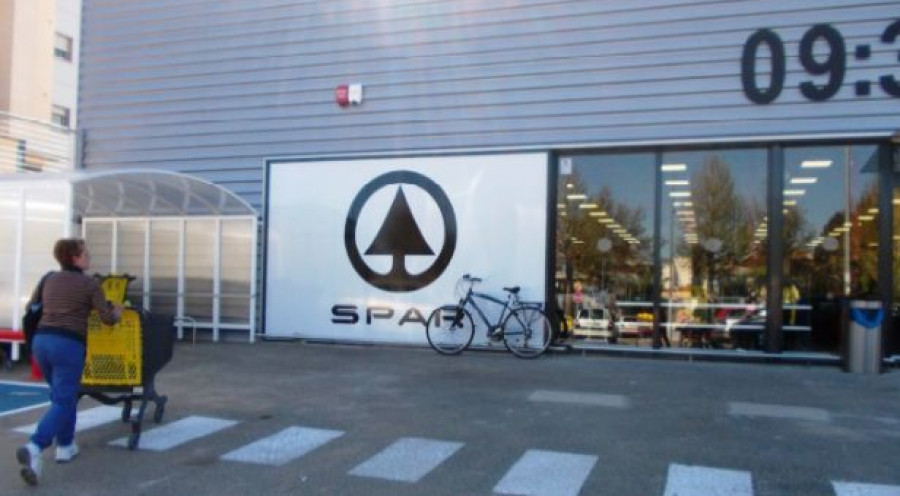 El nuevo Spar dispone de  1.200 m2 de superficie comercial y pondrá a disposición de sus clientes aproximadamente unas 5.700 referencias de productos.