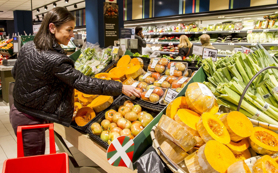 Las obras de transformación del supermercado de San Sebastián se han centrado especialmente en el área de frescos.