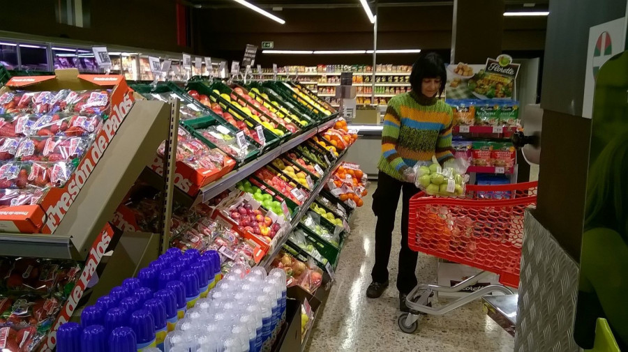 Tras la remodelación de la tienda de Vitoria, el establecimiento pasa a estar gestionado a través de la fórmula de franquicia.