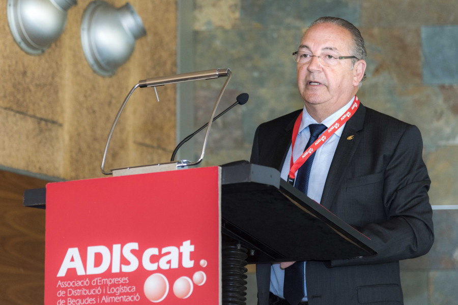 Jordi Pujol Medina, presidente de Adiscat, ha destacado la capacidad del sector de “sobrepasar las dificultades de la crisis y alcanzar por segundo año consecutivo un crecimiento del 4,41% en 2015
