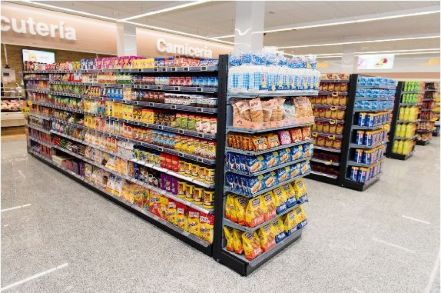 El nuevo establecimiento Spar dispone de 800 m2 de superficie comercial.
