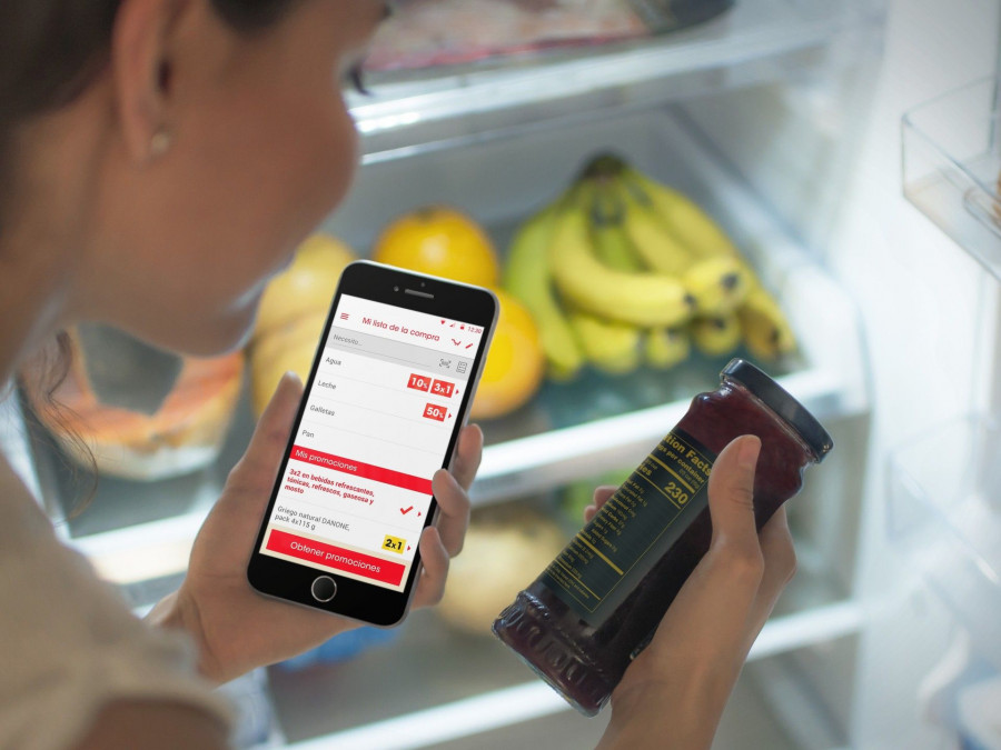 La nueva app permite realizar la compra también a través del escaneo del código de barras de los productos.