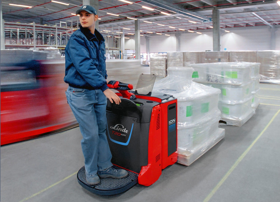 Transpaleta con conductor acompañante T20 ION.