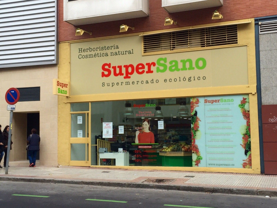 El nuevo local ofrece un amplísimo surtido de los productos denominados ecológicos, bío y orgánicos reunidos en más de 3.000 referencias.