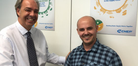 David Cuenca, vicepresidente y director general de CHEP Iberia, junto a Edgar Martín-Blas, director Creativo de New Horizons VR.