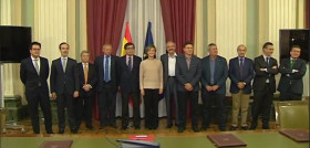 El acto de firma ha sido suscrito por las Organizaciones Profesionales Agrarias Asaja, Coag y Upa; Cooperativas Agro-alimentarias de España, Fiab y Asedas.