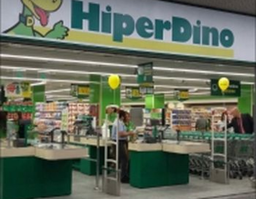 Con estos dos establecimientos, el Grupo DinoSol contará ya con 217 supermercados en las islas.