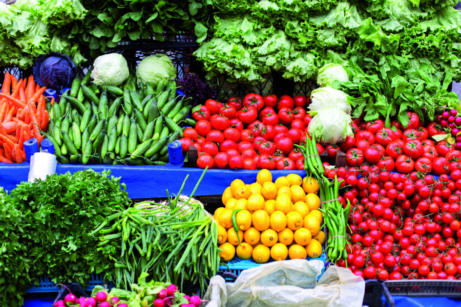 Entre los productos orgánicos más consumidos se encuentran las frutas y las verduras.