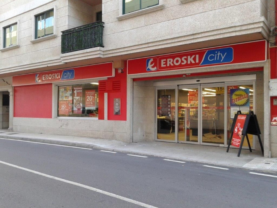 Este local dispone de 488 m2 destinados a sala de ventas en la que se comercializan más de 5.000 referencias.