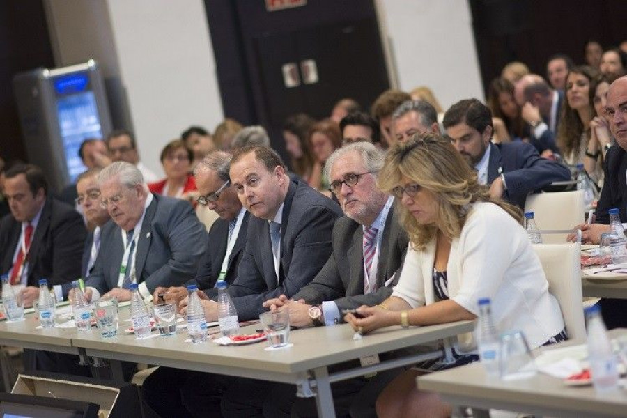 Miembros de la Junta Directiva en la celebración del XXV Aniversario.