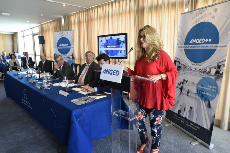 Todos los participantes coincidieron en el cambio positivo experimentado por la economía española en los últimos meses.