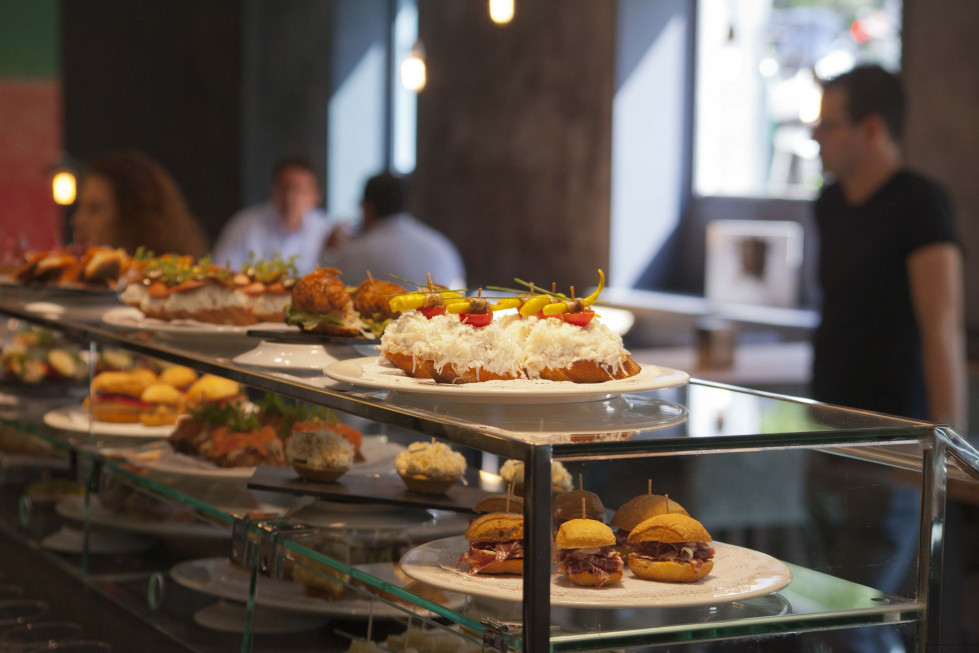 Es el segundo restaurante Sagardi Cocineros Vascos en Madrid.