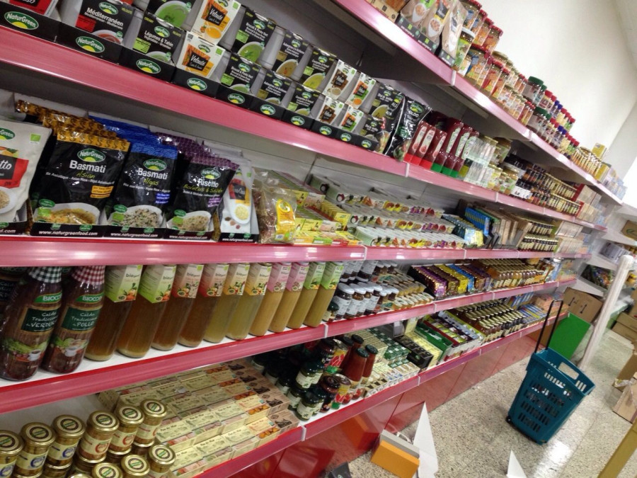La cadena de supermercados ecológicos SuperSano afianza su presencia en Madrid con la apertura de dos nuevos establecimientos que se suman al que ya tiene en la calle Hermosilla, 86.