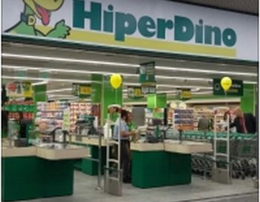 Ambos centros disponen de una superficie de venta superior a los 1.200 m2.