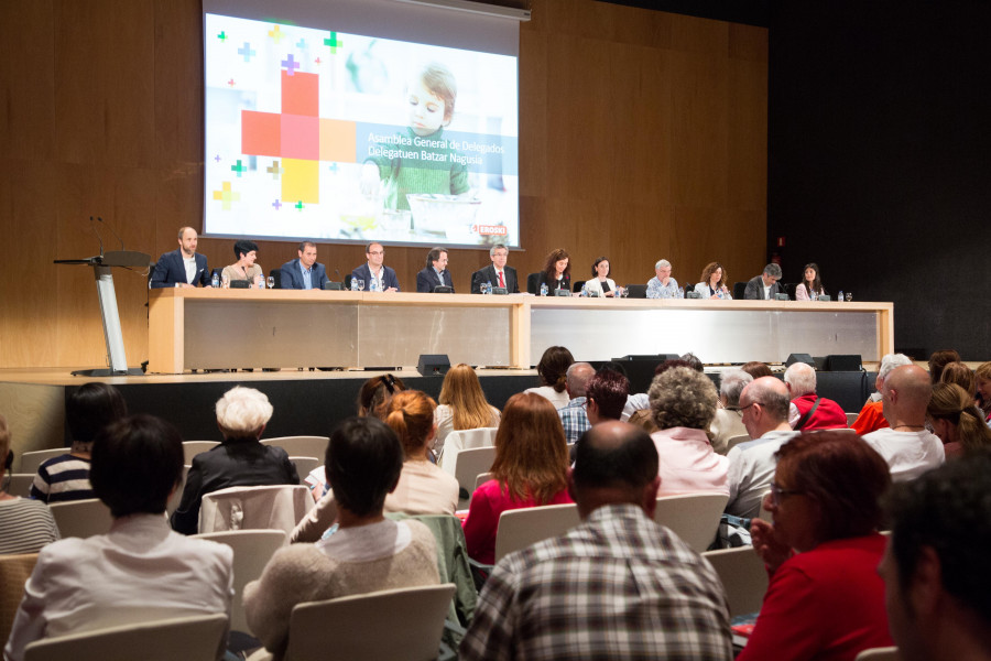 Imagen de la Asamblea General de la cooperativa celebrada en Barakaldo.