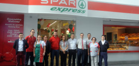 Este renovado Spar cuenta con 200 m2.