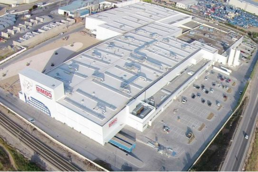 Recientemente, Bimbo ha inaugurado su nueva planta panificadora en Azuqueca de Henares (Guadalajara), con una inversión inicial de 50 millones de euros.