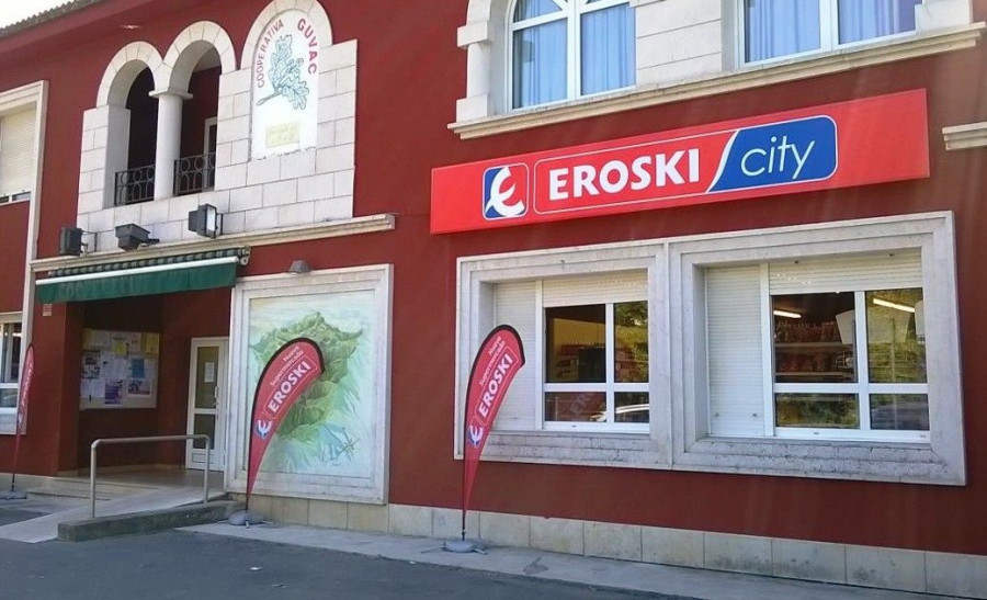 El nuevo Eroski/city dispone de un surtido de 3.500 productos.