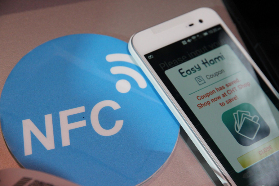 El proyecto consiste en utilizar etiquetas adhesivas con chips NFC.