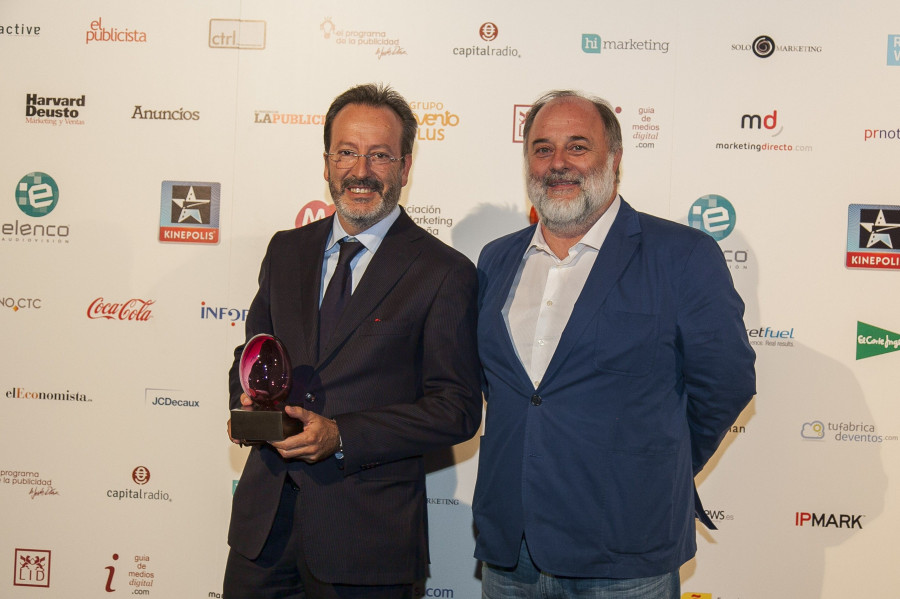 De izda a dcha, Jaime Lobera, responsable de Marketing y Ventas de Campofrío Food Group, y Jesús Martínez Soria, director de Cuentas de McCAN.