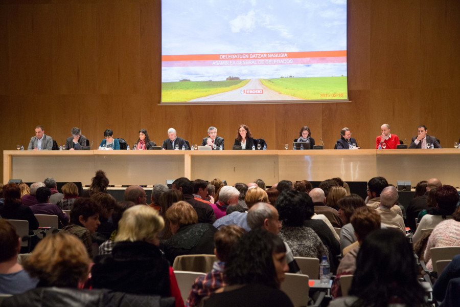 Momento de la Asamblea General Extraordinaria de Eroski