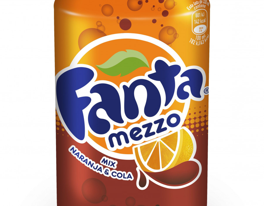 Fanta Mezzo une en una única bebida lo mejor de los dos sabores de refrescos.