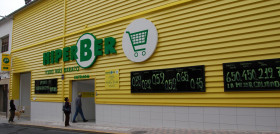 Hiperber ha inaugurado 21 nuevos supermercados en la provincia de Alicante, que han conllevado una inversión de alrededor de 20 millones de euros.