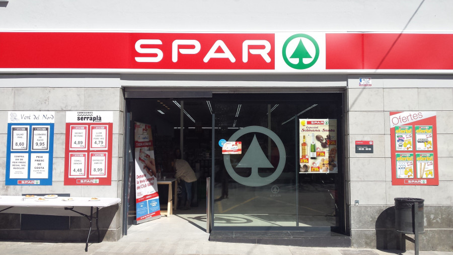 Este nuevo supermercado bajo la enseña Spar de Figueres cuenta con una superficie total de 470 m2.