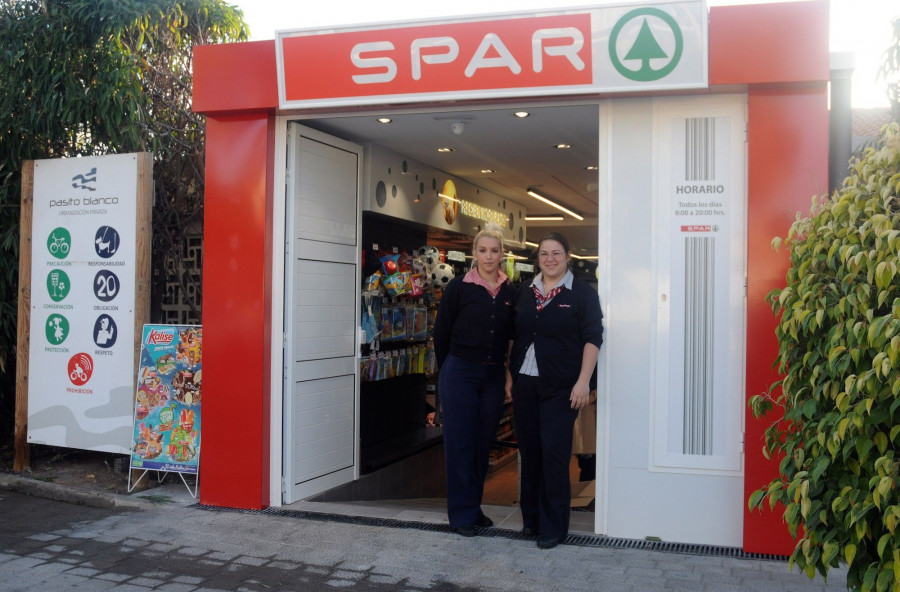 El establecimiento ha reabierto sus puertas con 115 m2.