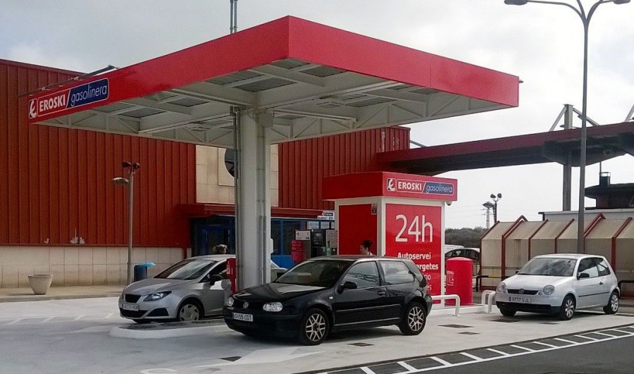 La gasolinera está situada en la localidad menorquina de Sant Lluís.