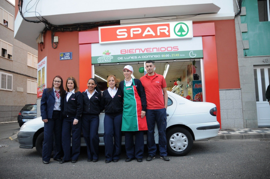 Spar Playa de Arinaga tiene una superficie de 200 m2.
