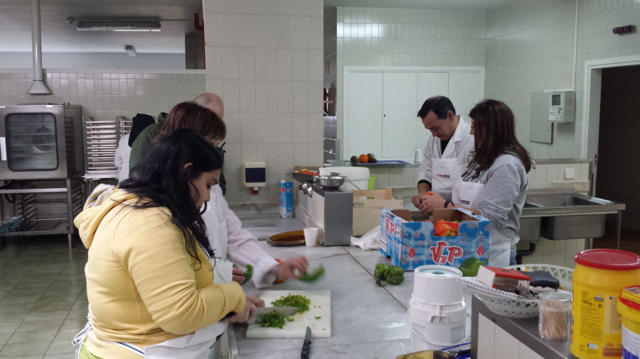 Makro ayuda a personas con discapacidad a formarse en Hostelería y Manipulación.