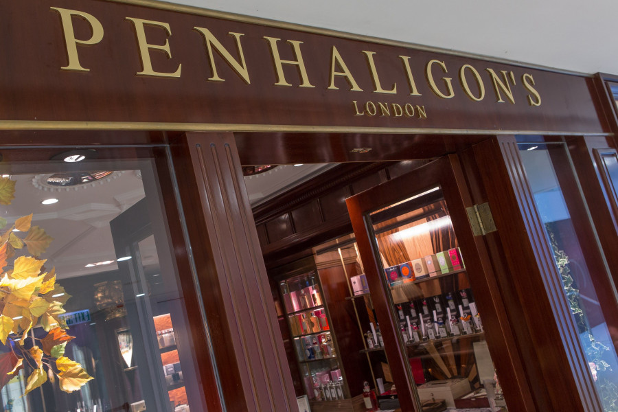 Puig adquiere Penhaligon´s y L´Artisan Parfumeur.