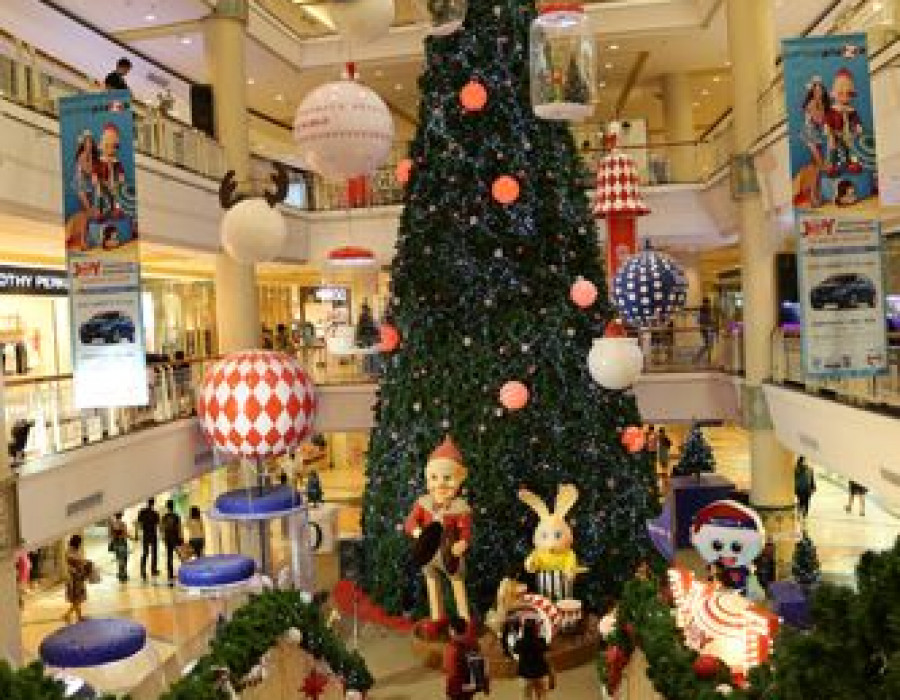 Decoracion navidad centrocomercial123rf b 3234