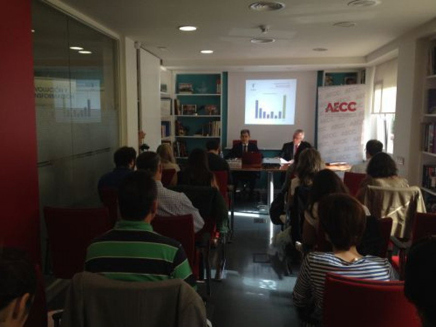 2014.09.19 aecc   rueda de prensa presentacion xiv congreso   6  1