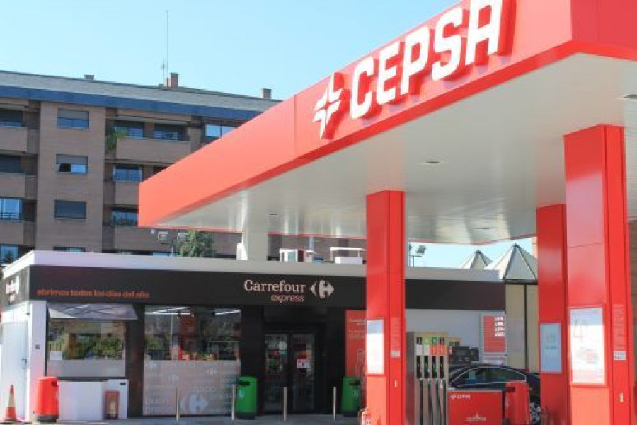Distribuirá productos a más de 900 tiendas en estaciones de servicio de Cepsa en España.